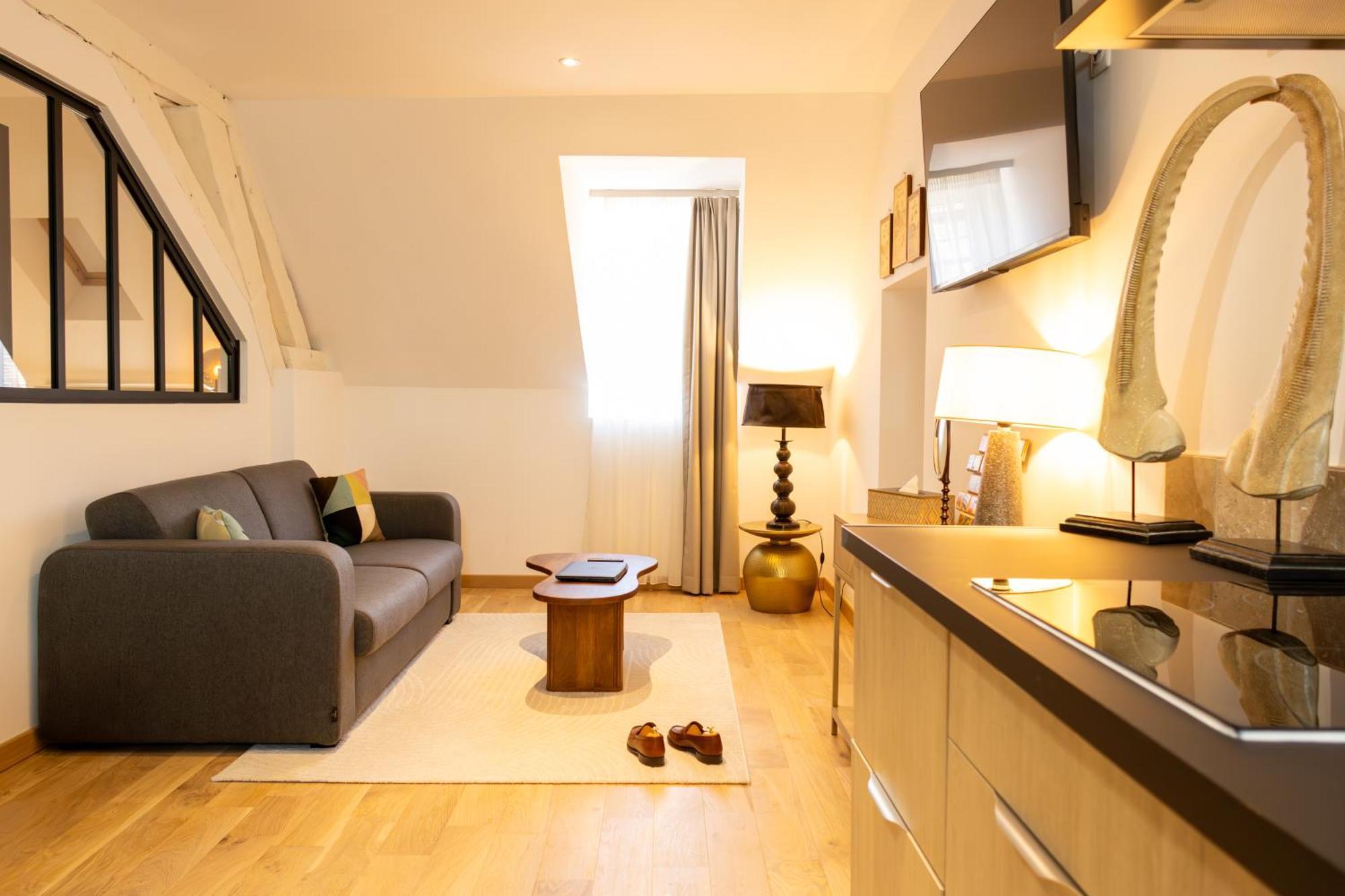 Le Central Boutique Hotel Бон Экстерьер фото