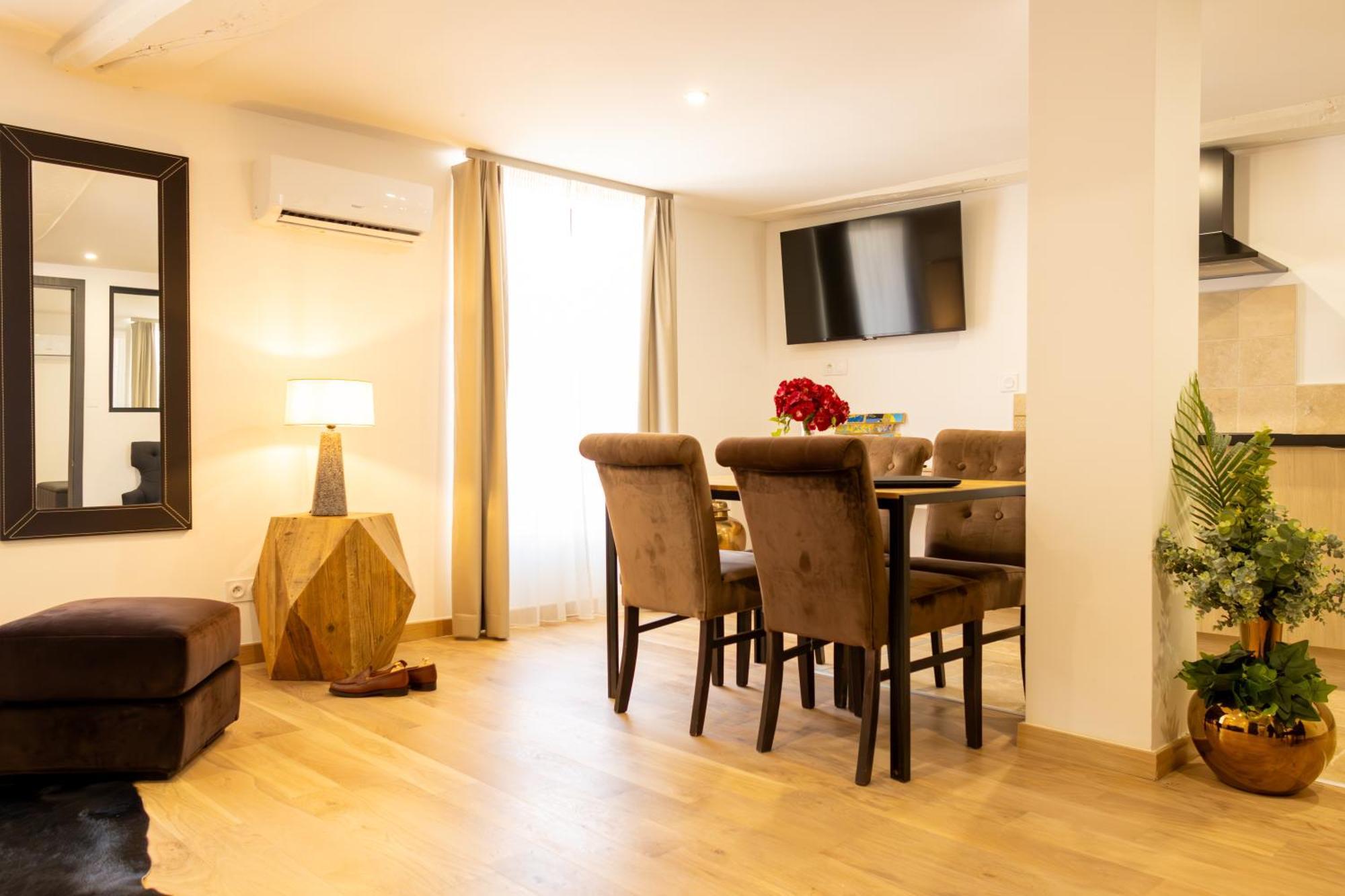 Le Central Boutique Hotel Бон Экстерьер фото